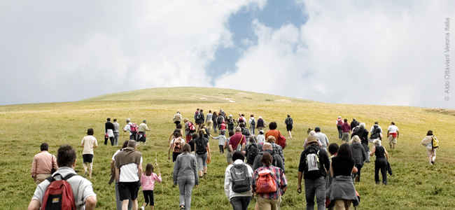 Monte_Sparavieri_2_luglio_2006_Un_libro_in_cammino_passeggiata_sui_luoghi_raccontati_da_Carlo_e_Giani_Stuparich
