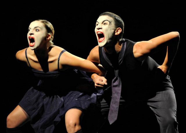 Momix e Balletto Mediterraneo